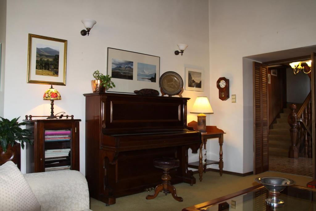 Bathurst Heights Bed & Breakfast Buitenkant foto